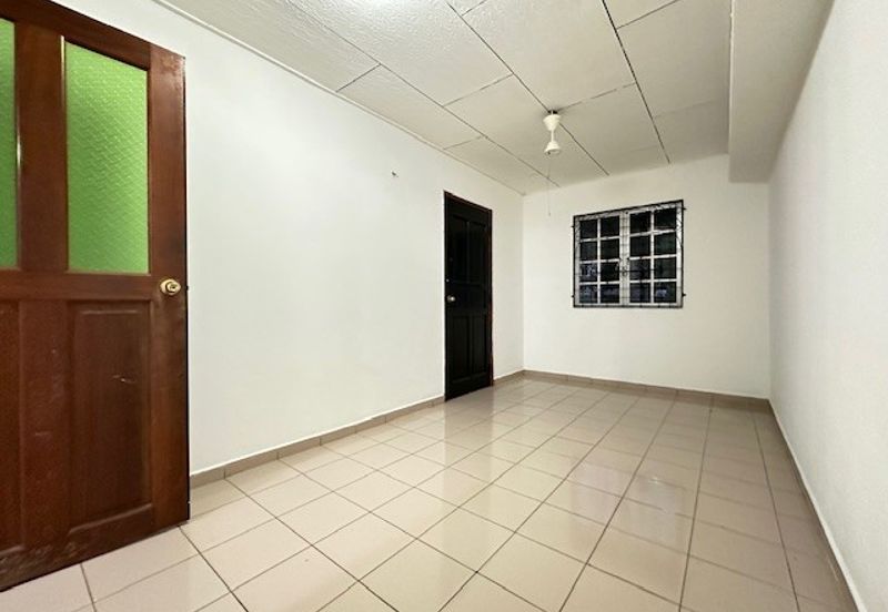 FREEHOLD 2 Storey House Taman Melawati KL For Sale