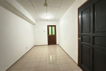 FREEHOLD 2 Storey House Taman Melawati KL For Sale