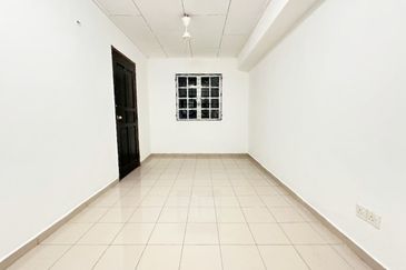 FREEHOLD 2 Storey House Taman Melawati KL For Sale