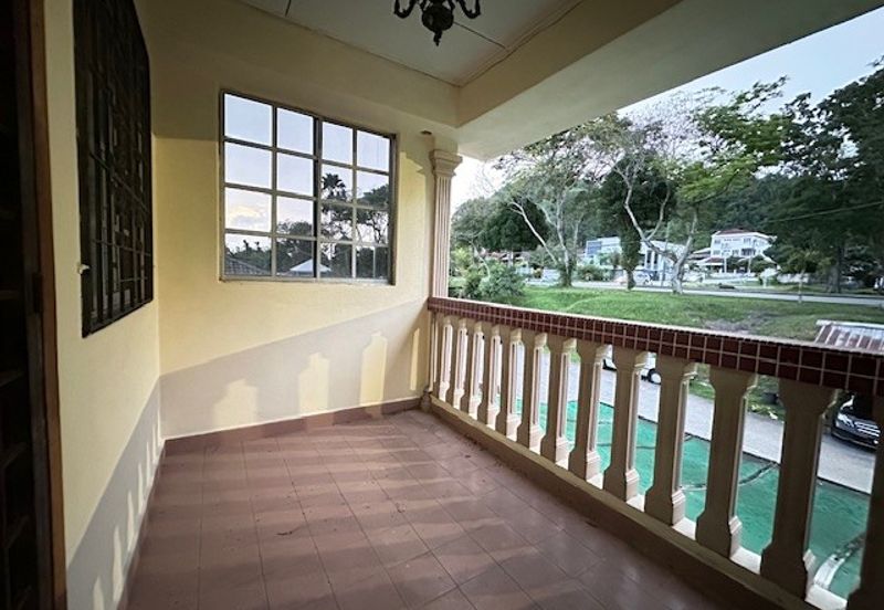 FREEHOLD 2 Storey House Taman Melawati KL For Sale