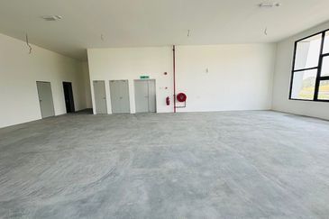 3 Storey Semi Detached Factory Rawang For Sale