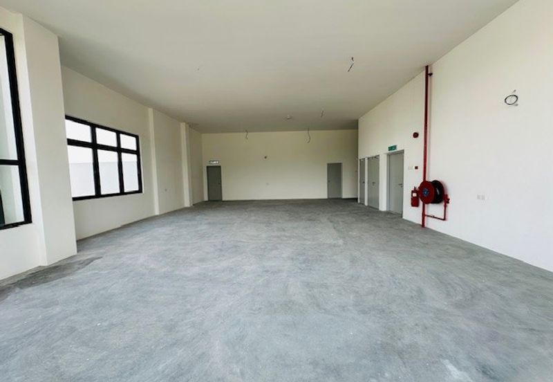 3 Storey Semi Detached Factory Rawang For Sale