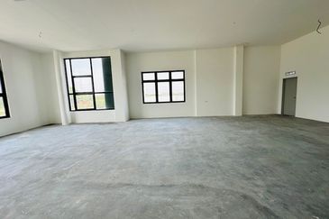 3 Storey Semi Detached Factory Rawang For Sale