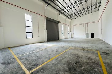 3 Storey Semi Detached Factory Rawang For Sale