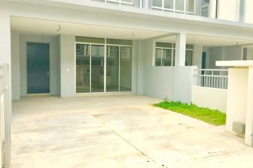 3 Storey Terrace Residensi Sg Mulia Jalan Gombak, Selangor For Sale