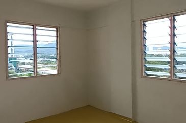 Aman Putra Apartment