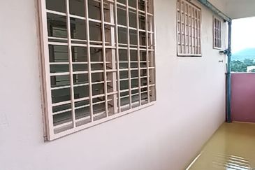 Aman Putra Apartment