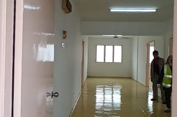 Aman Putra Apartment