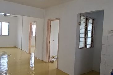 Aman Putra Apartment