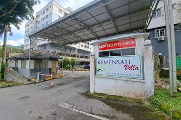 Kemensah Villa Condominium