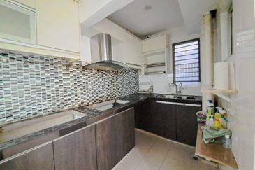 Kemensah Villa Condominium