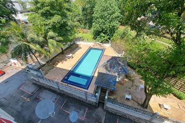 Kemensah Villa Condominium