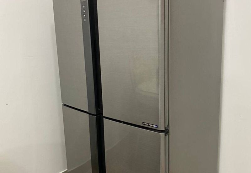 Neos @ PandanMas Townhouse