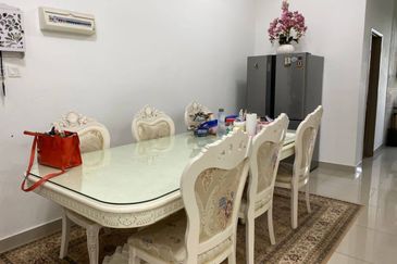 Neos @ PandanMas Townhouse