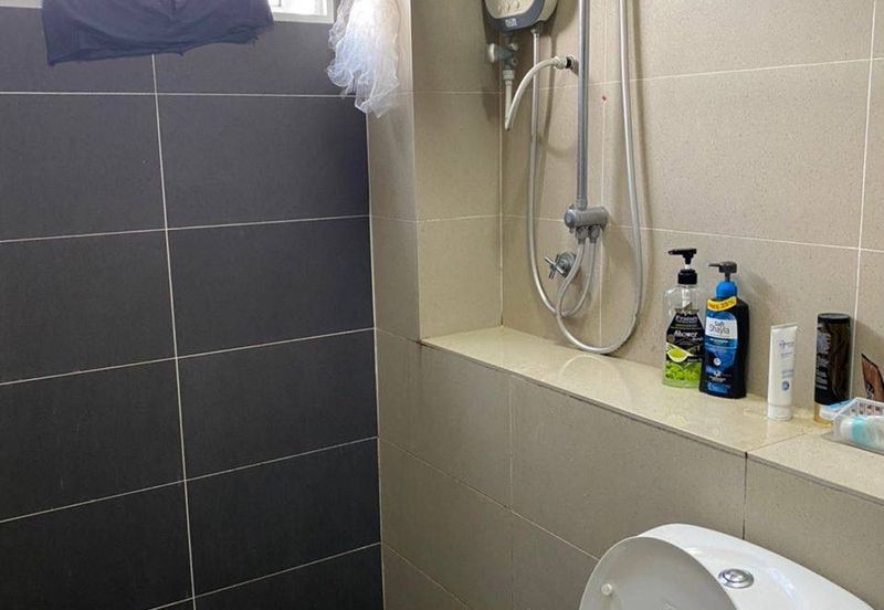 Neos @ PandanMas Townhouse