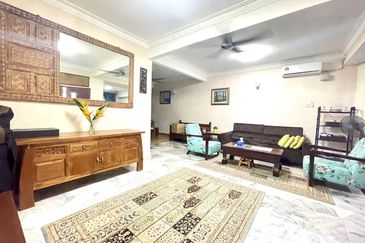 FACING OPEN DOUBLE STOREY TERRACE TAMAN MELAWATI KL