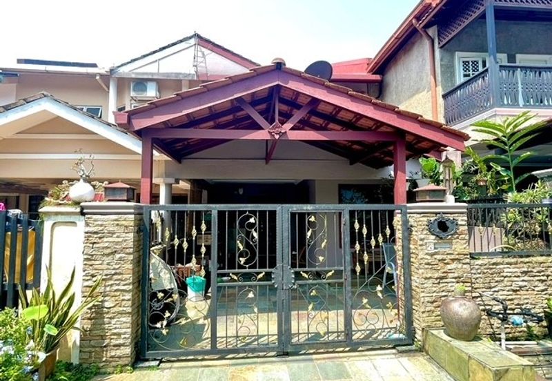 FACING OPEN DOUBLE STOREY TERRACE TAMAN MELAWATI KL