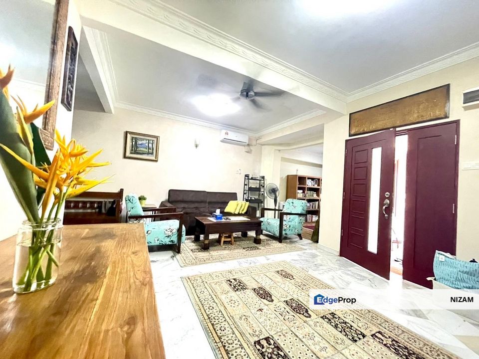 FACING OPEN DOUBLE STOREY TERRACE TAMAN MELAWATI KL, Kuala Lumpur, Taman Melawati