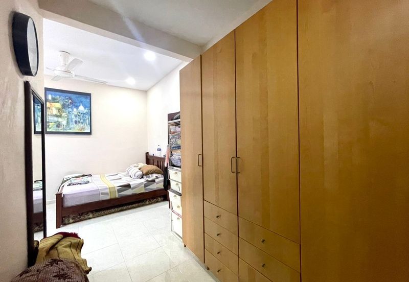 FACING OPEN DOUBLE STOREY TERRACE TAMAN MELAWATI KL