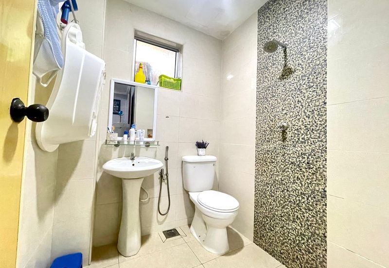 FACING OPEN DOUBLE STOREY TERRACE TAMAN MELAWATI KL