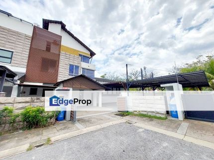 Corner lot 3 Storey Semi D House Laman Seri Seksyen 13 Shah Alam, Selangor, Shah Alam