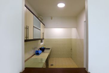 Kondominium Tiara Intan, Taman Bukit Indah