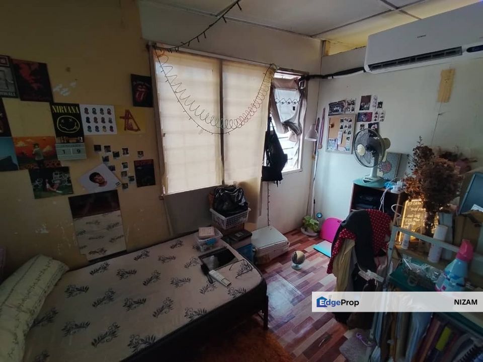 Single Storey Terraced House Petaling Jaya Selangor, Selangor, Petaling Jaya