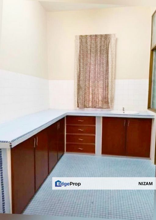 Tingkat Bawah Townhouse Pandan Indah Untuk Dijual, Selangor, Pandan Indah