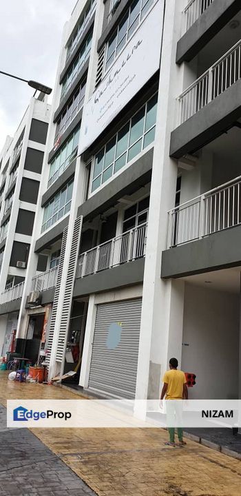 First Floor Ostia Bangi Business Avenue, Bangi, Selangor For Sale, Selangor, Bangi