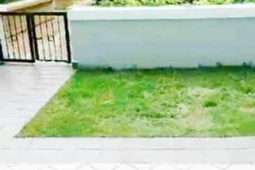 Marina Crescent Condominium