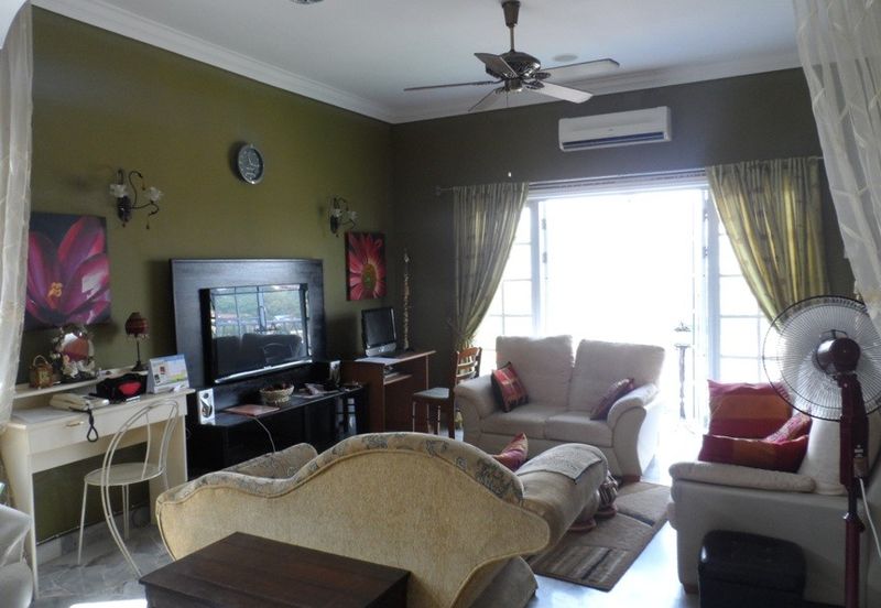 2 Storey Semi D Big Land Nice View Taman Melawati KL For Sale