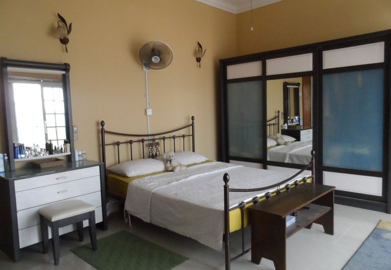 2 Storey Semi D Big Land Nice View Taman Melawati KL For Sale