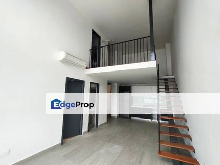 PJ high floor partial furnished  duplex unit at Atwater for sale, Selangor, Petaling Jaya