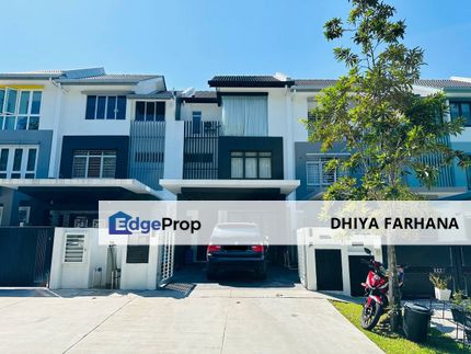 BEAUTIFUL RENOVATED 3 STOREY HOUSE, SUBANG IMPIAN, SEKSYEN U10, SHAH ALAM, Selangor, Shah Alam