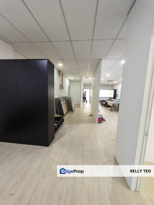 The Landmark Bukit Tinggi 2 Renovated office for rent, Selangor, Klang