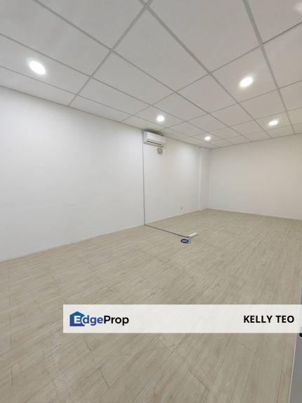 The Landmark Bukit Tinggi 2 Renovated office for rent, Selangor, Klang