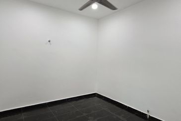 Taman Tepi Sungai ( Taman Teluk Pulai Indah )