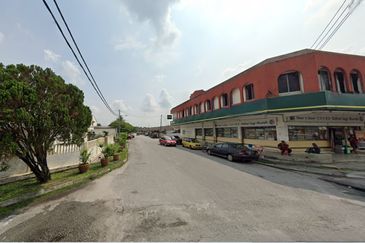 Taman Tepi Sungai ( Taman Teluk Pulai Indah )