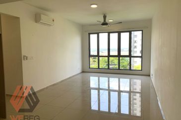 Gravit8 @ Klang South