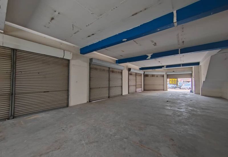 Teluk Pulai Commercial Center