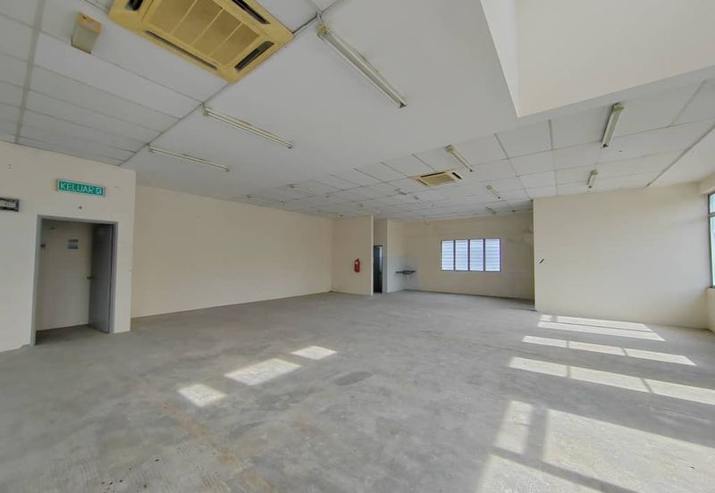 Teluk Pulai Commercial Center