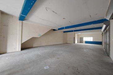 Teluk Pulai Commercial Center