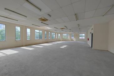 Teluk Pulai Commercial Center