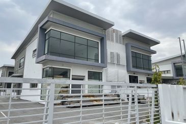 Gateway 16, Bandar Bukit Raja