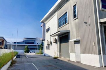 Gateway 16, Bandar Bukit Raja