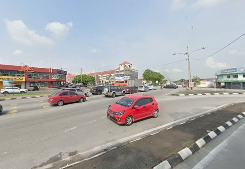 Teluk Pulai Commercial Center