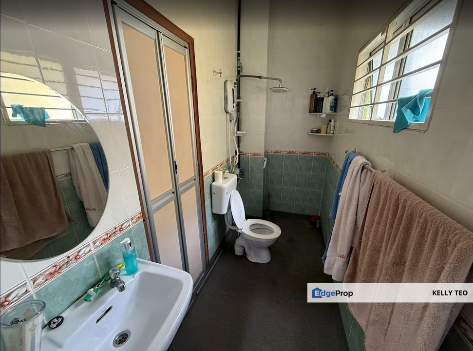 Taman Saga Klang 20x65 Terrace House for Sale Renovated, Selangor, Klang