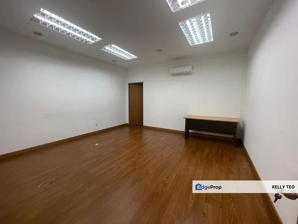 Bayu Tinggi Klang office for Rent Partial Furnished, Selangor, Klang