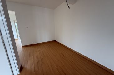 Taman Tepi Sungai ( Taman Teluk Pulai Indah )