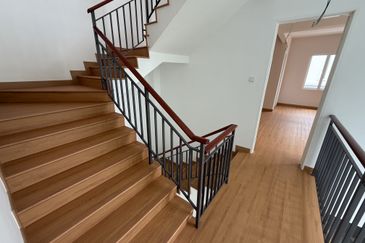 Taman Tepi Sungai ( Taman Teluk Pulai Indah )